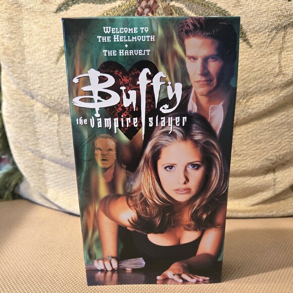 Buffy the Vampire Slayer TV Show VHS 3 Tape Set 6 Episodes - Picture 8 of 16